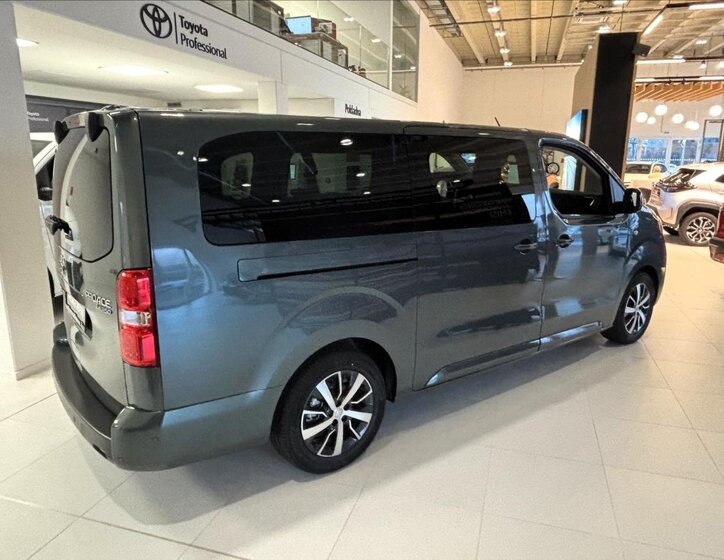 Toyota ProAce Verso 6
