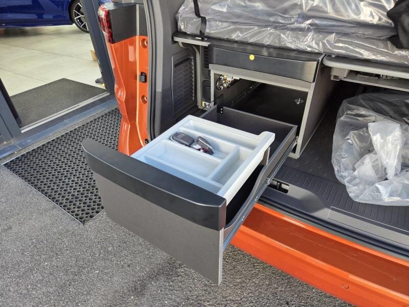 Volkswagen California VAN-Minibus 2,0 l 110 kw