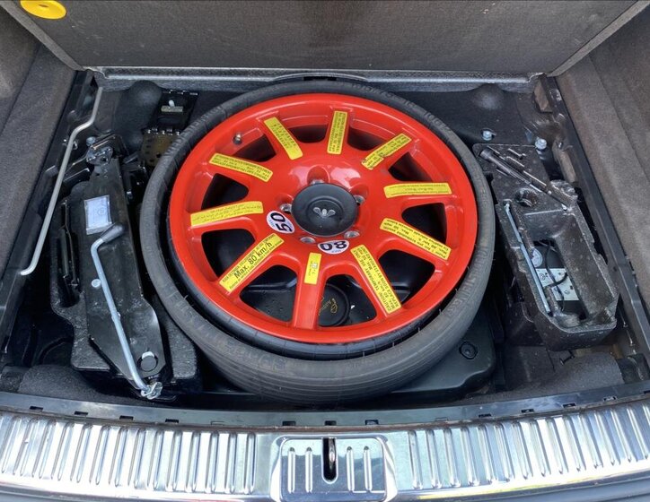 Porsche Cayenne SUV 3,0 l 184 kw