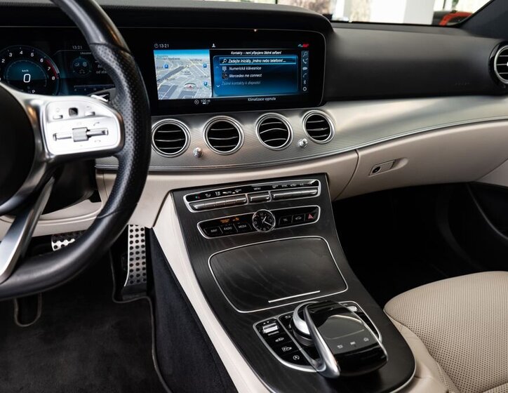 Mercedes-Benz Třídy E Sedan / Limuzína 2,0 l 145 kw