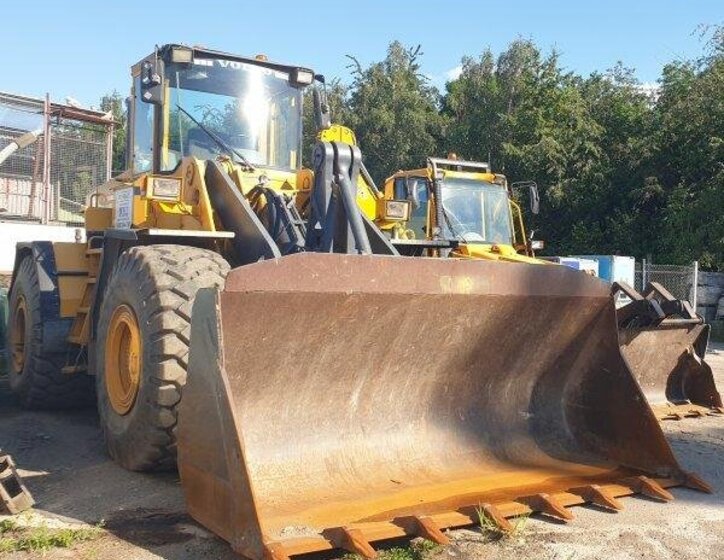 Volvo Ostatní Ostatní 0,0 172 kw