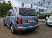 Volkswagen Touran 4