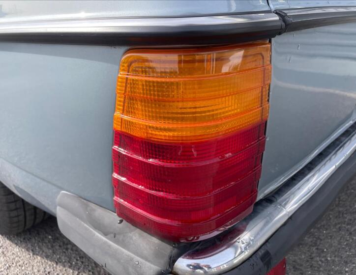 Mercedes-Benz 123 19