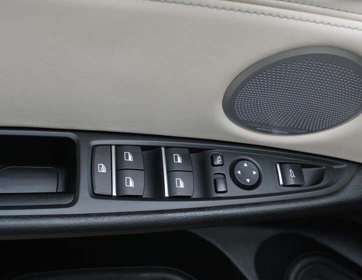 BMW X5 SUV / Terénní 3,0 l 225 kw