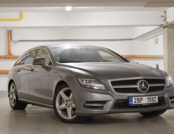 Mercedes-Benz CLS 4