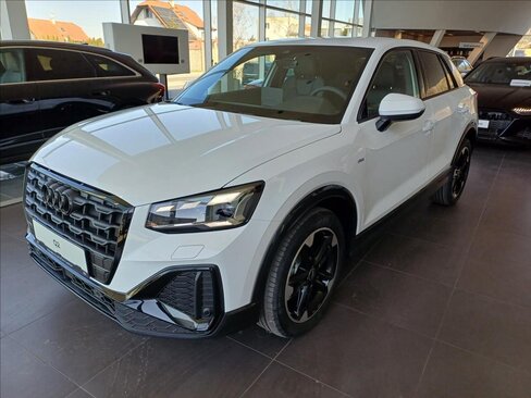Audi Q2 SUV / Terénní 1,5 l 110 kw
