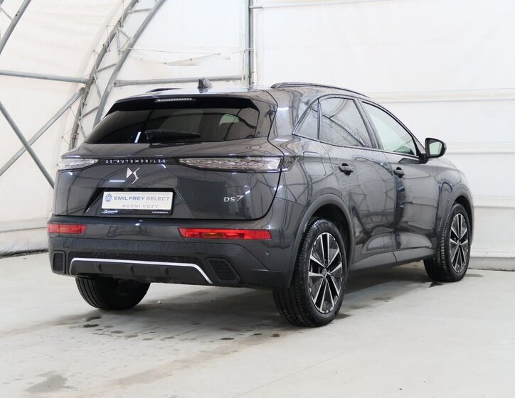 DS Automobiles DS7 Crossback 6