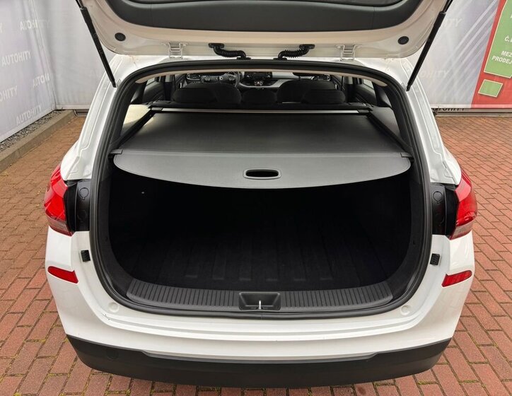 Hyundai i30 Kombi 998,0 88 kw