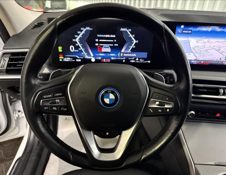 BMW Řada 3 Kombi 2,0 l 215 kw