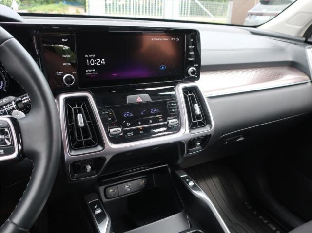 KIA Sorento SUV 1,6 l 169 kw