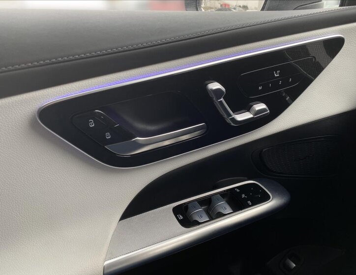 Mercedes-Benz GLC 17