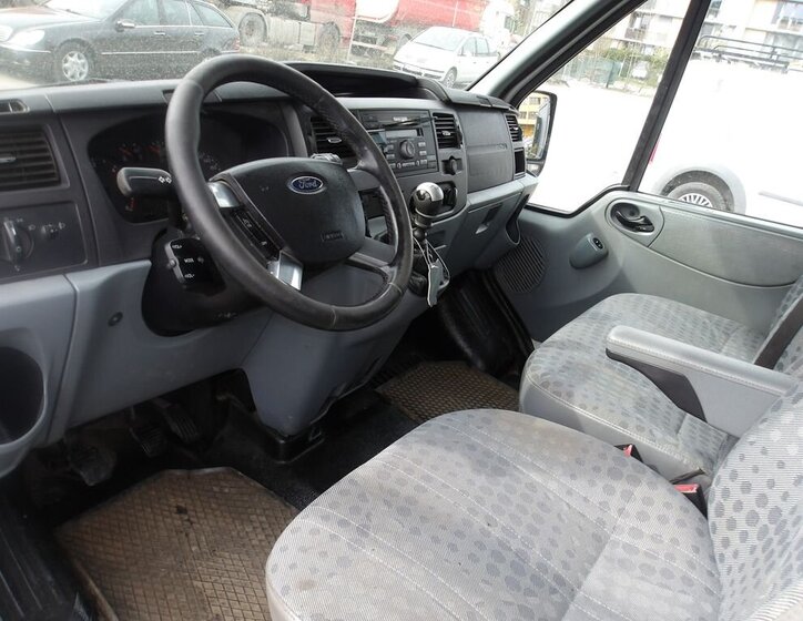 Ford Transit Skříň 2,4 l 103 kw