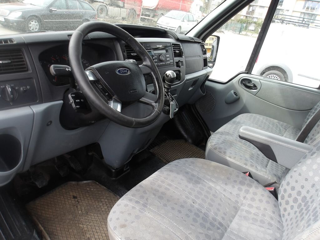 Ford Transit Skříň 2,4 l 103 kw