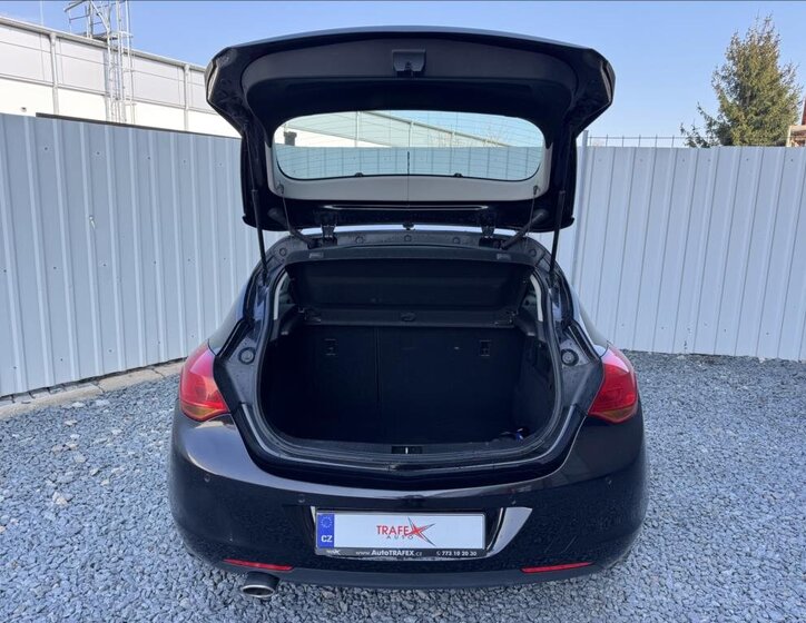 Opel Astra Hatchback 1,4 l 103 kw