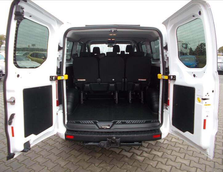 Ford Transit Custom 16