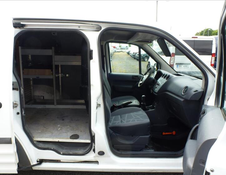 Ford Transit Connect 23