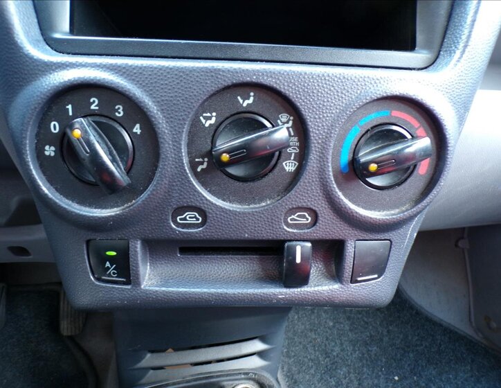 KIA Picanto Kombi 1,1 l 48 kw