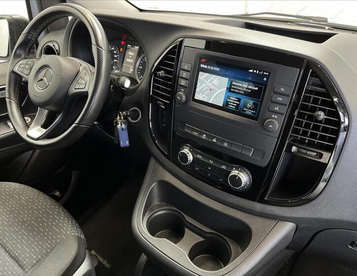 Mercedes-Benz Vito 18