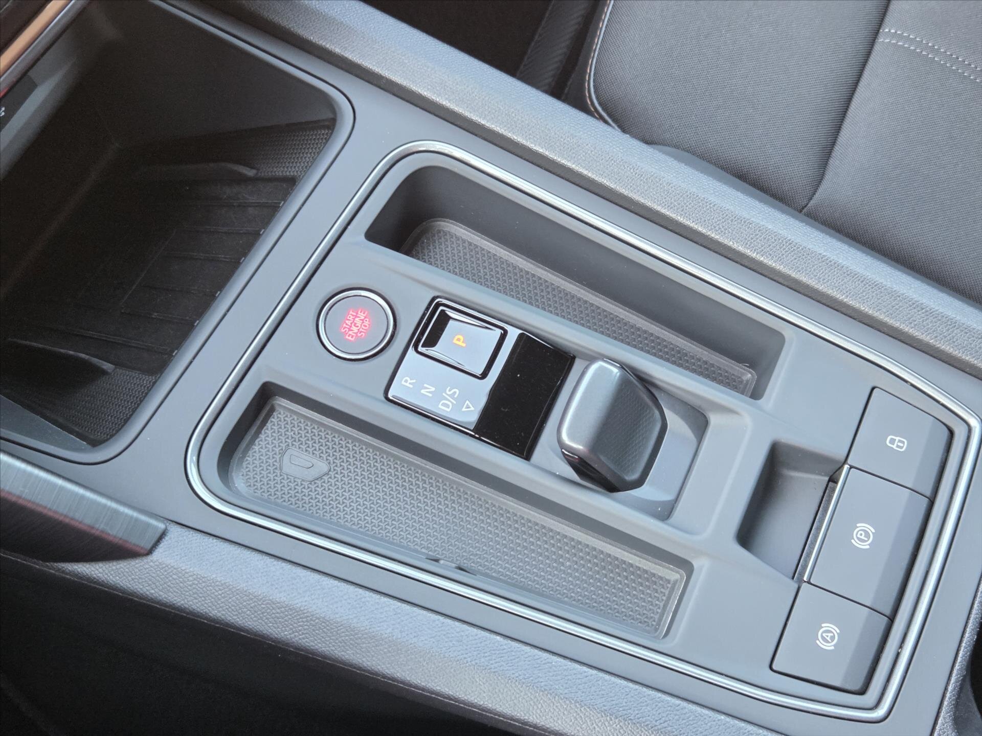 Cupra Formentor SUV / Terénní 2,0 l 140 kw