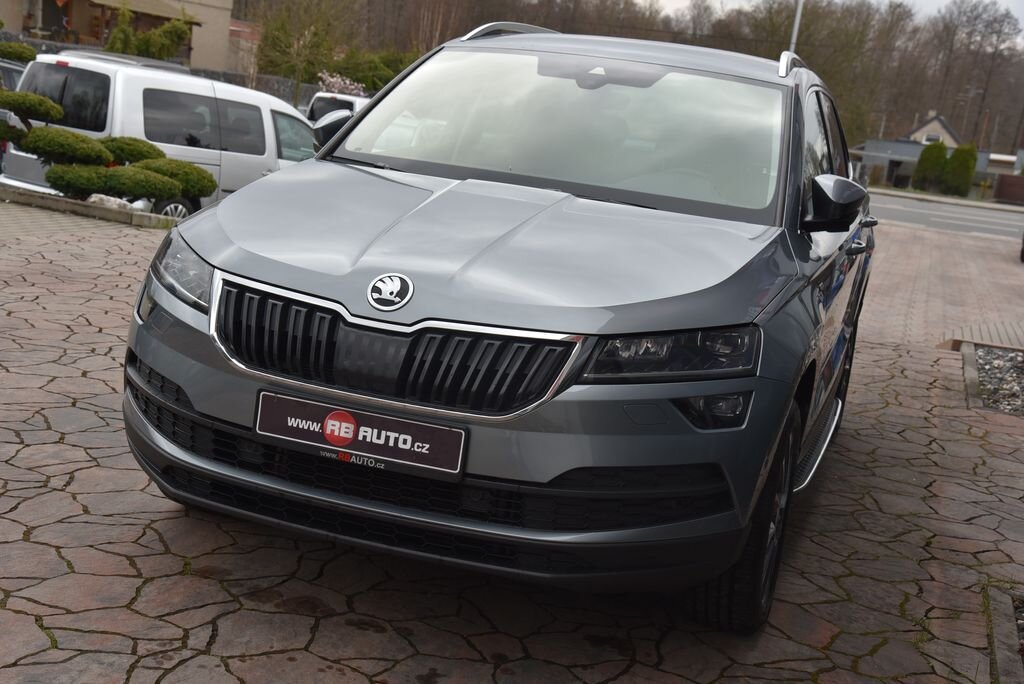 Škoda Karoq SUV / Terénní 1,5 l 110 kw