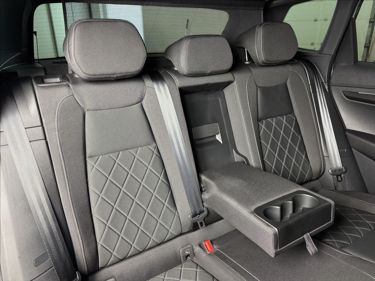 Škoda Karoq SUV / Terénní 2,0 l 110 kw