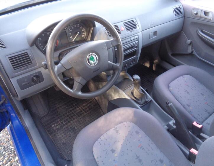 Škoda Fabia 12