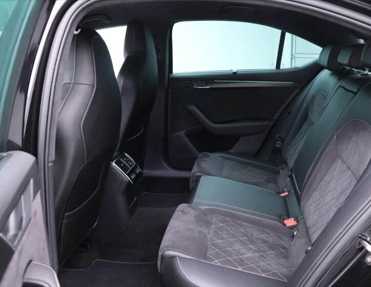 Škoda Superb Liftback 2,0 l 147 kw