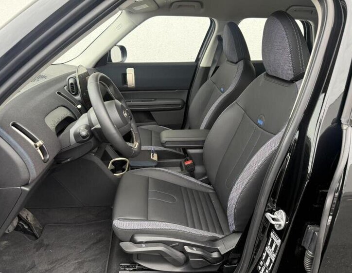 Mini Countryman SUV 2,0 l 160 kw