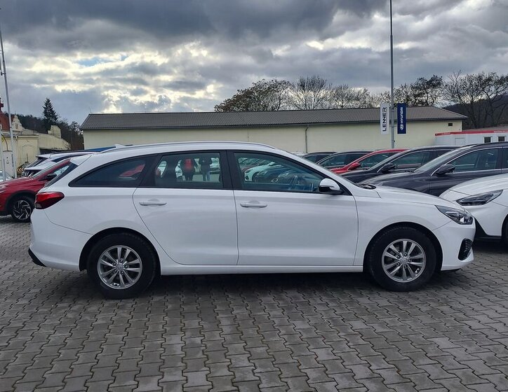 Hyundai i30 Kombi 998,0 88 kw