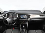 Volkswagen T-Roc 11