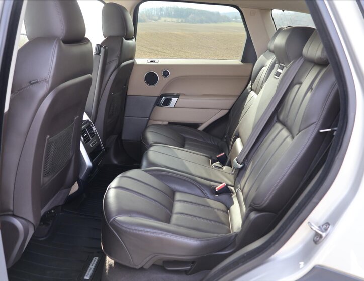 Land Rover Range Rover Sport SUV / Terénní 3,0 l 215 kw