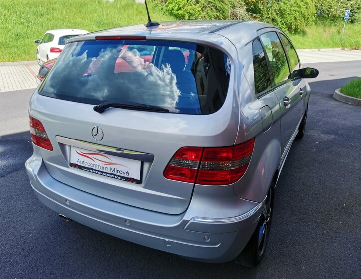 Mercedes-Benz Třídy B Hatchback 2,0 l 80 kw