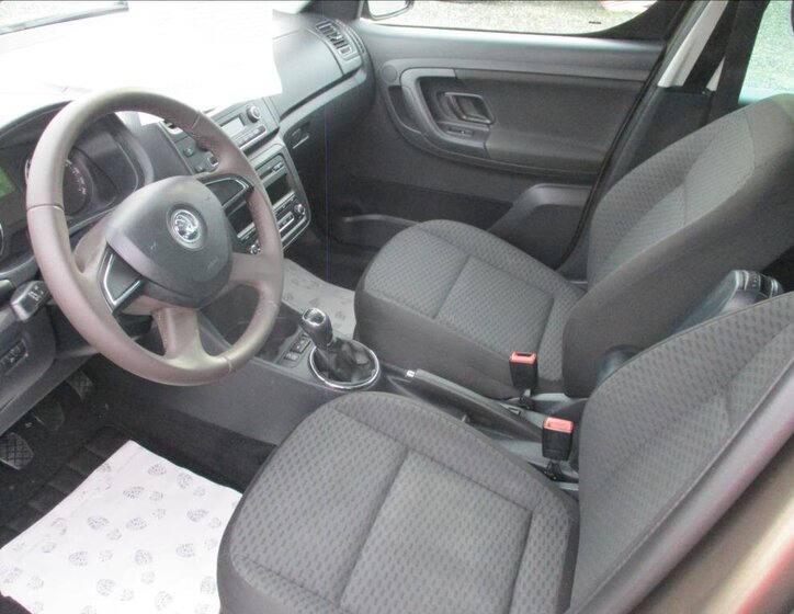 Škoda Roomster 16