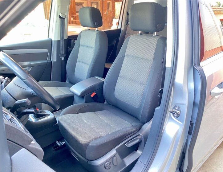 Volkswagen Sharan MPV 2,0 l 103 kw