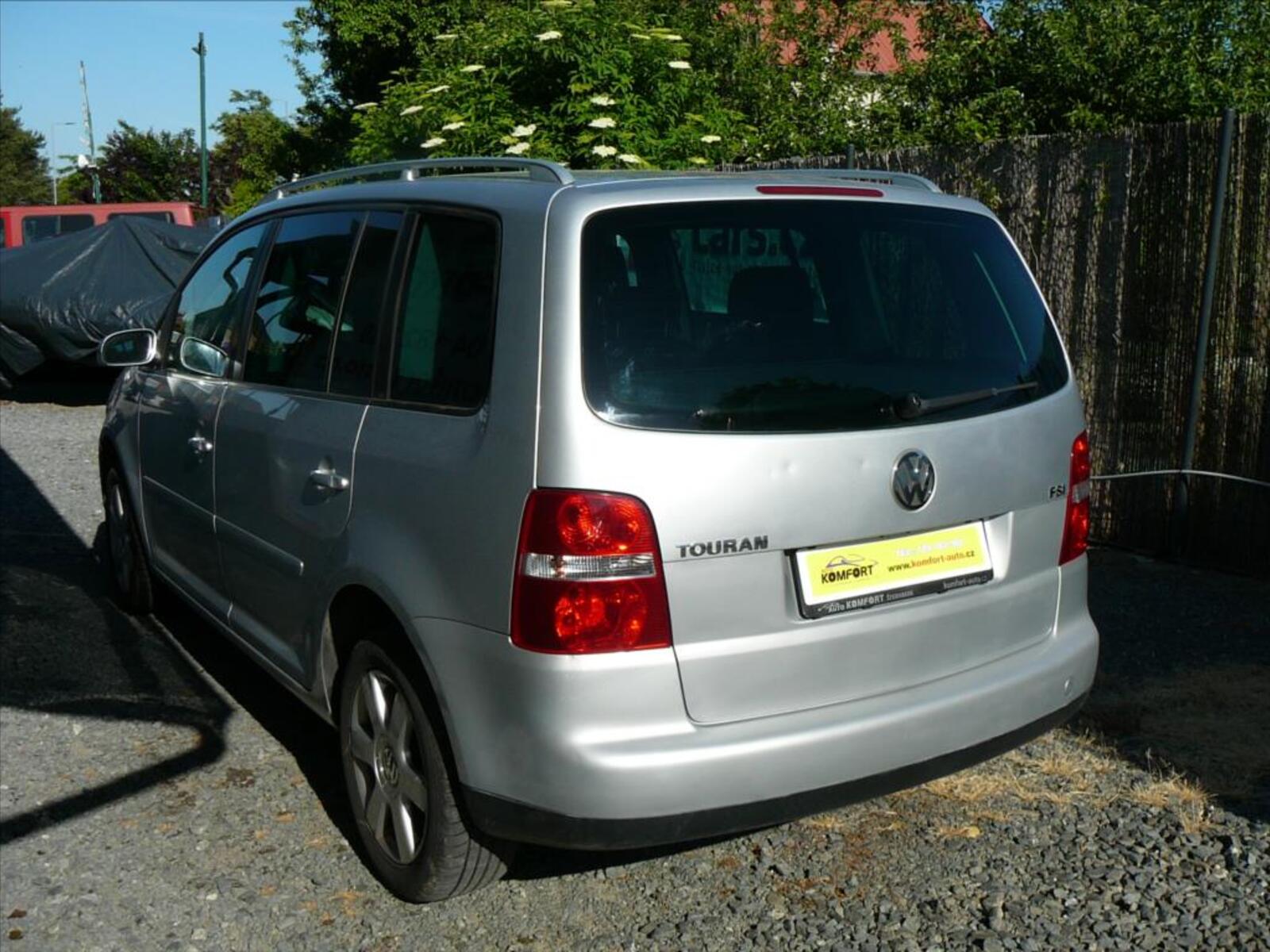 Volkswagen Touran 6