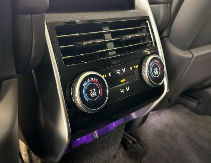 Land Rover Range Rover 42