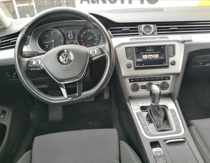 Volkswagen Passat Kombi 2,0 l 110 kw
