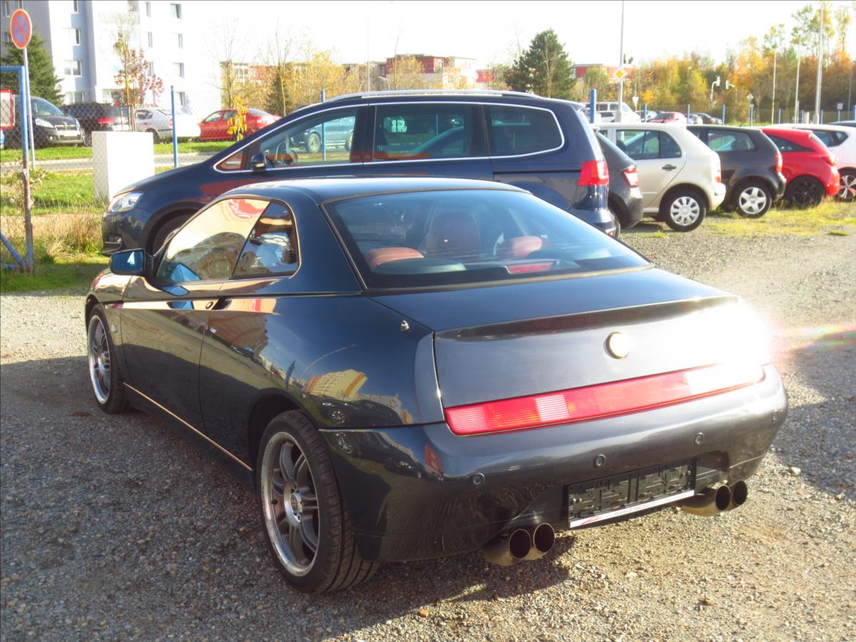 Alfa Romeo GTV