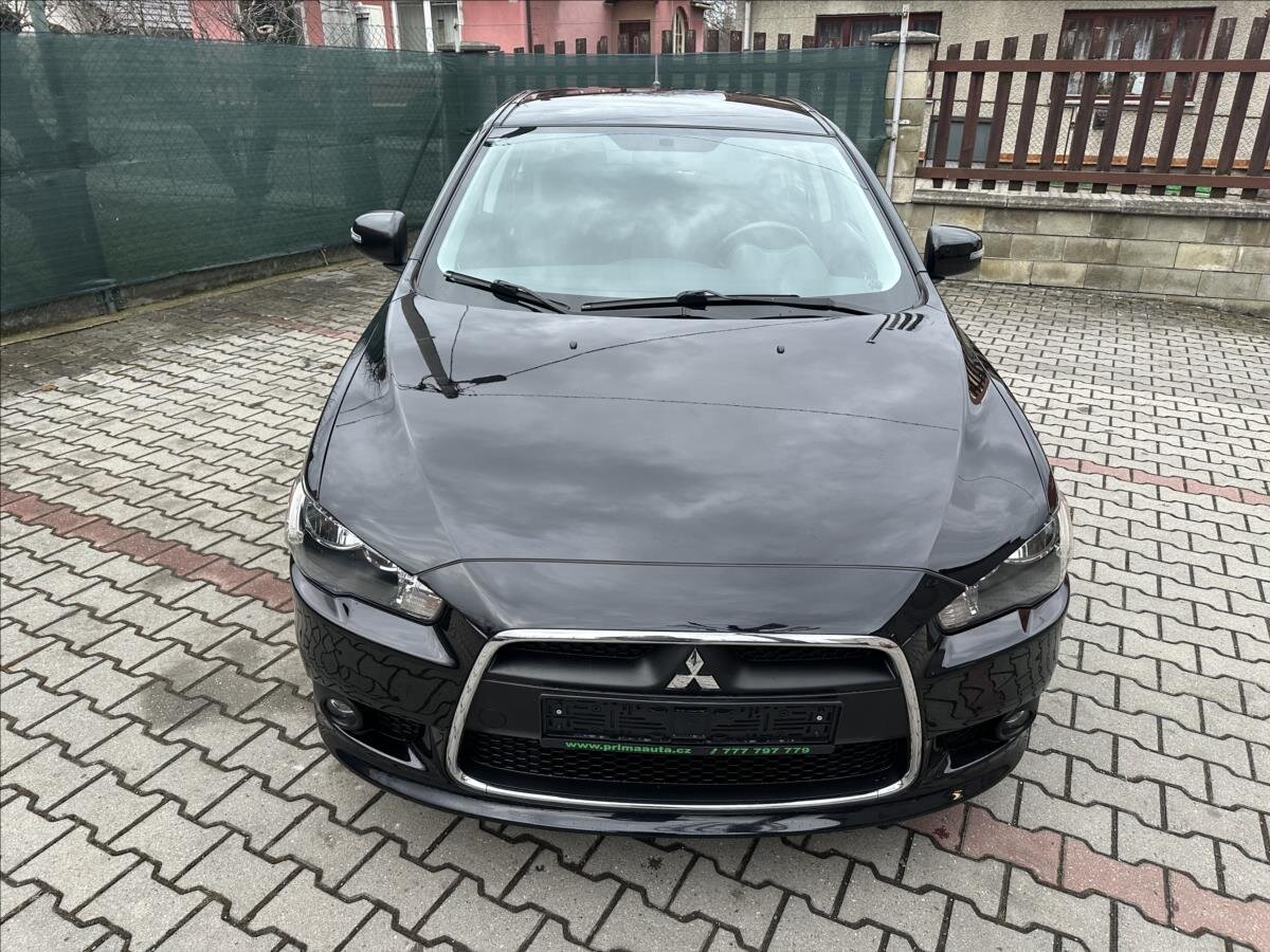 Mitsubishi Lancer Hatchback 1,6 l 86 kw