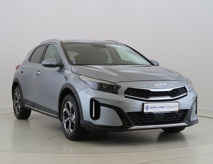 KIA XCeed SUV / Terénní 1,5 l 117 kw