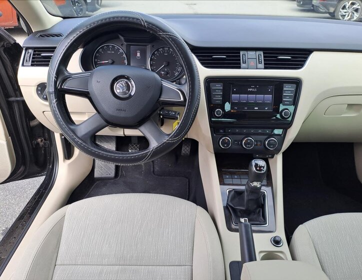 Škoda Octavia Kombi 2,0 l 110 kw