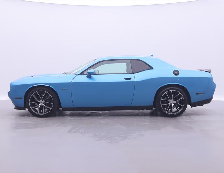 Dodge Challenger 4