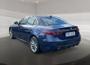 Alfa Romeo Giulia 4