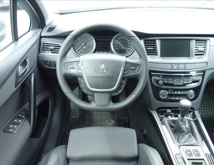 Peugeot 508 Kombi 2,0 l 110 kw