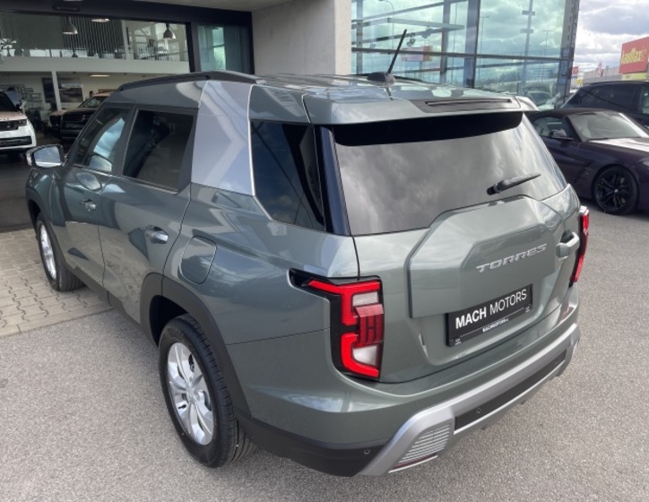 SsangYong Torres 9
