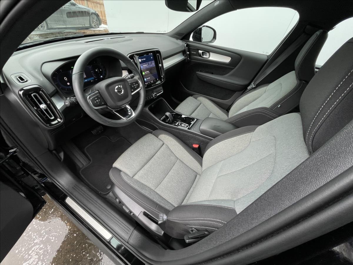 Volvo XC40 SUV 2,0 l 145 kw