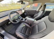 Tesla Model 3 Sedan 0,0 239 kw