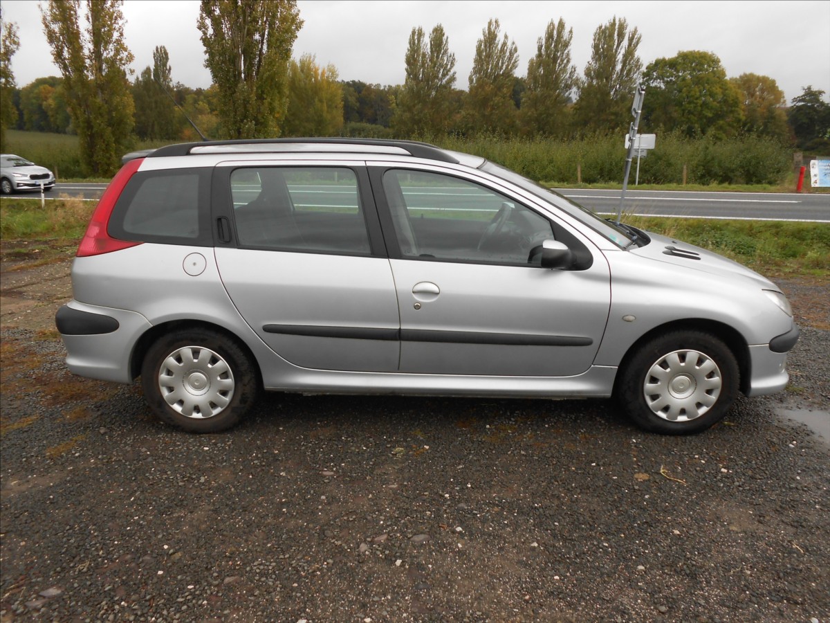 Peugeot 206
