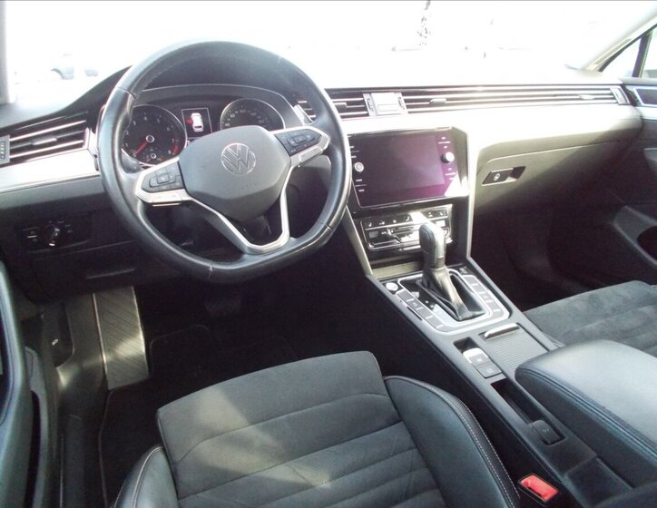 Volkswagen Passat Kombi 2,0 l 140 kw