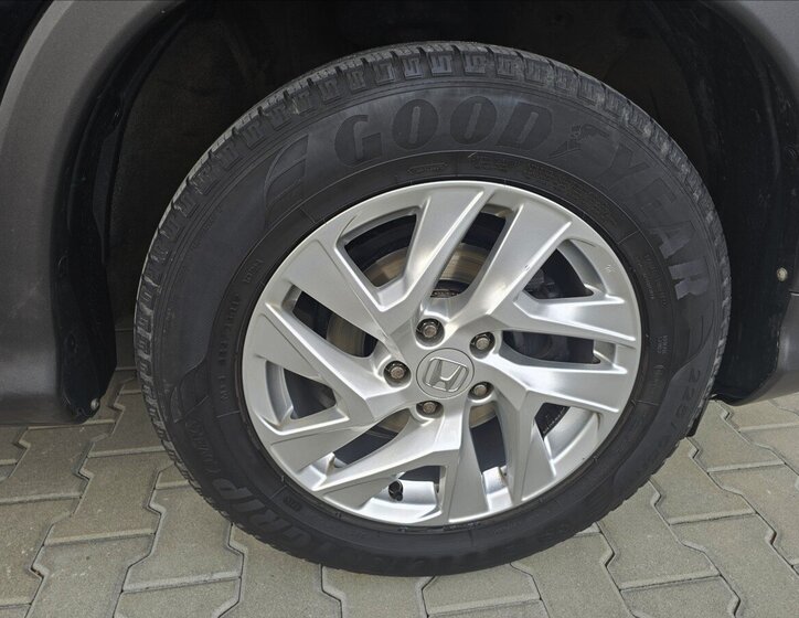 Honda CR-V Kombi 2,0 l 114 kw